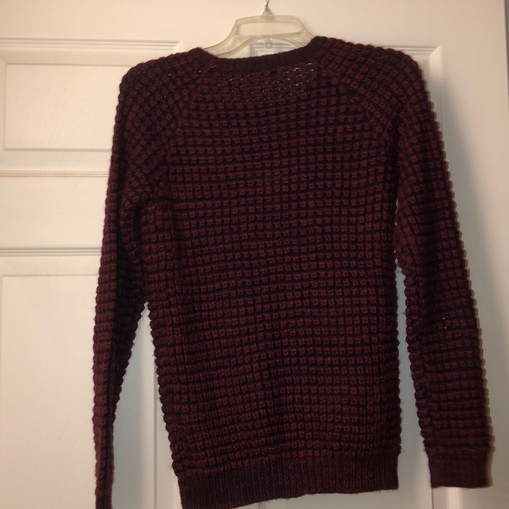 Forever21 sweater - Picture 2 of 4